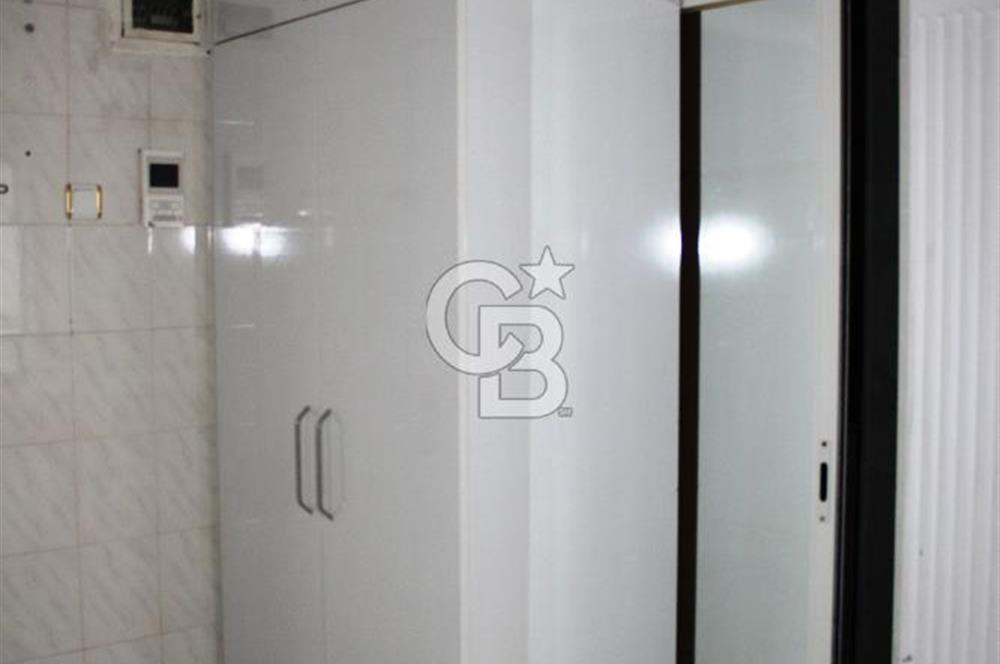 Karşıyaka Atakent'te BOSPA Karşısı Kiralık Geniş 3+1 Daire