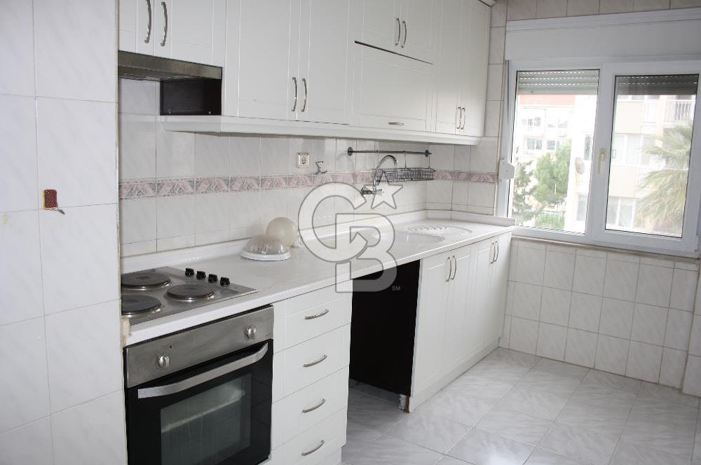 Karşıyaka Atakent'te BOSPA Karşısı Kiralık Geniş 3+1 Daire