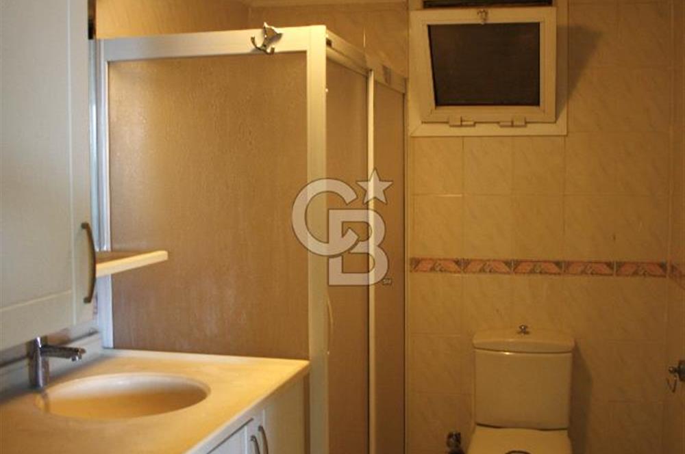 Karşıyaka Atakent'te BOSPA Karşısı Kiralık Geniş 3+1 Daire