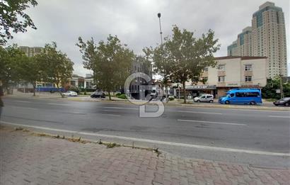 ATAŞEHİR'DE CADDE ÜZERİ SATILIK KONUT&TİCARİ ARSA