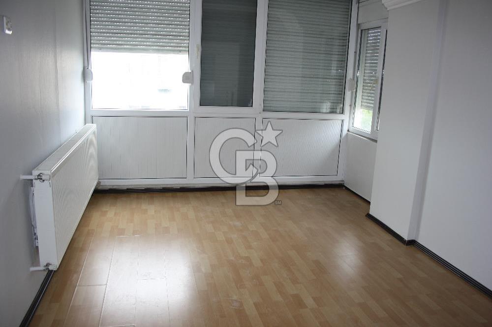 Karşıyaka Atakent'te BOSPA Karşısı Kiralık Geniş 3+1 Daire