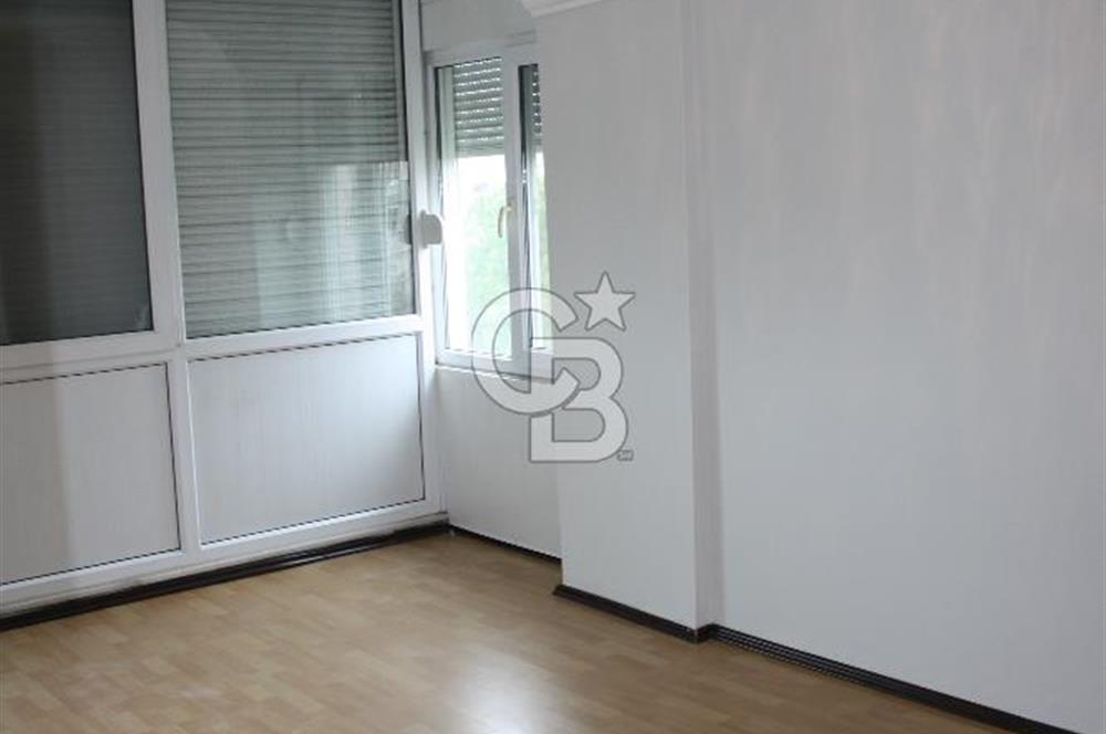 Karşıyaka Atakent'te BOSPA Karşısı Kiralık Geniş 3+1 Daire