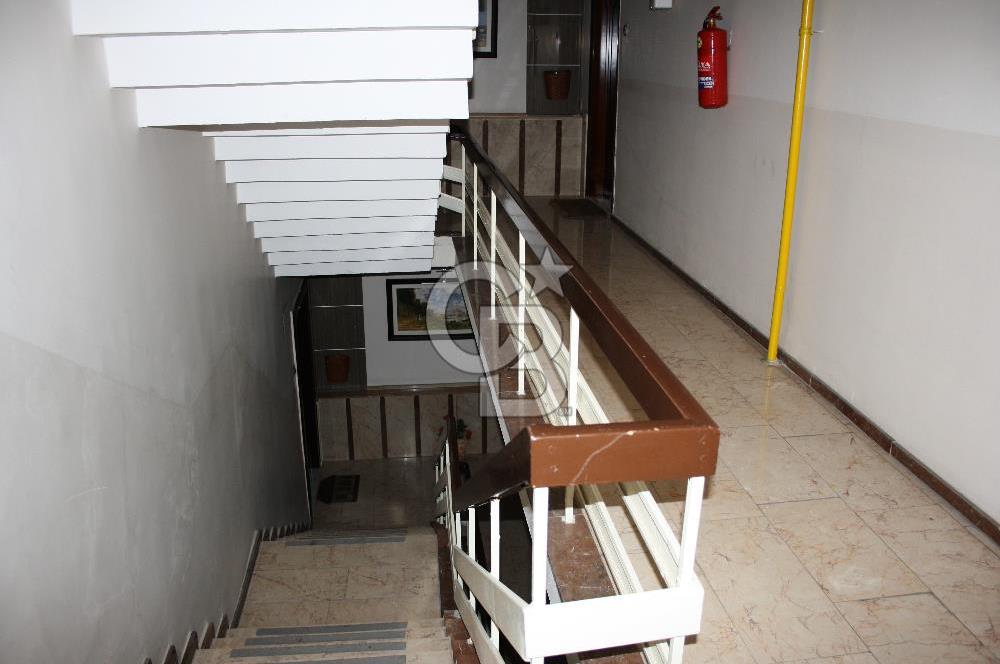 Karşıyaka Atakent'te BOSPA Karşısı Kiralık Geniş 3+1 Daire