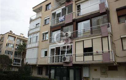Karşıyaka Atakent'te BOSPA Karşısı Kiralık Geniş 3+1 Daire