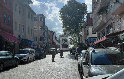 Fatih,Ali Kuşçu mah. MIıhçılar caddesinde Fatih Camiisine komşu konumda Satılık 2+1 Daire