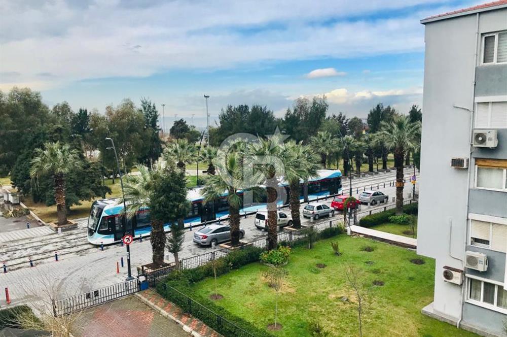 Karşıyaka Atakent'te BOSPA Karşısı Kiralık Geniş 3+1 Daire