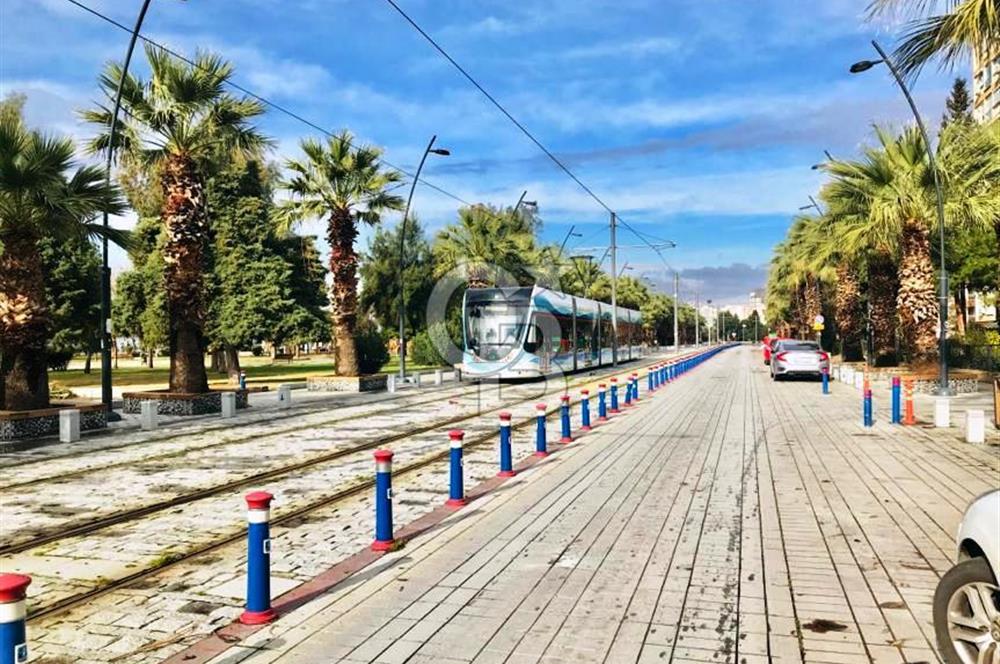 Karşıyaka Atakent'te BOSPA Karşısı Kiralık Geniş 3+1 Daire