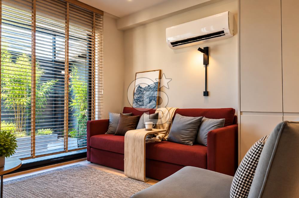 ÇANDARLI'DA 1+1 HAVUZLU GÜVENLİKLİ SİTE'DE SATILIK 55m2 DAİRE