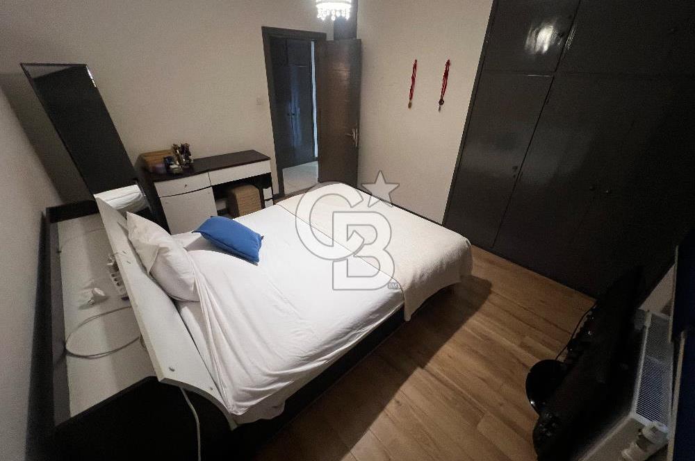 1. Kordon ‘da Deniz Manzaralı Satılık 3+1 Tadilatlı Daire