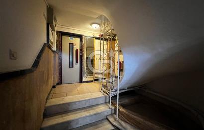 1. Kordon ‘da Deniz Manzaralı Satılık 3+1 Tadilatlı Daire