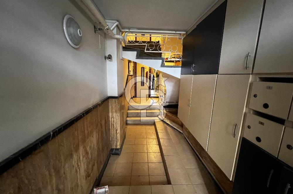 1. Kordon ‘da Deniz Manzaralı Satılık 3+1 Tadilatlı Daire