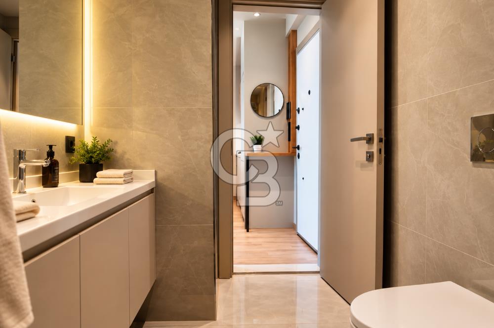 ÇANDARLI'DA 1+1 HAVUZLU GÜVENLİKLİ SİTE'DE SATILIK 55m2 DAİRE