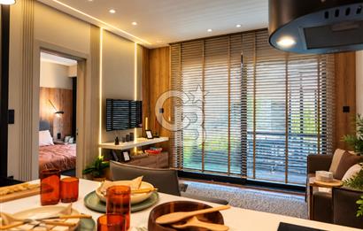 ÇANDARLI'DA 1+1 HAVUZLU GÜVENLİKLİ SİTE'DE SATILIK 55m2 DAİRE