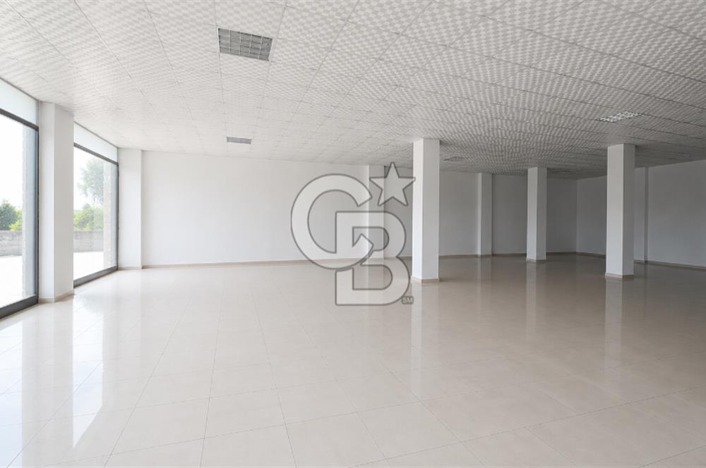 TABELA DEĞERİ YÜKSEK CADDE ÜZERİNDE SATILIK 700 M2 DÜKKAN