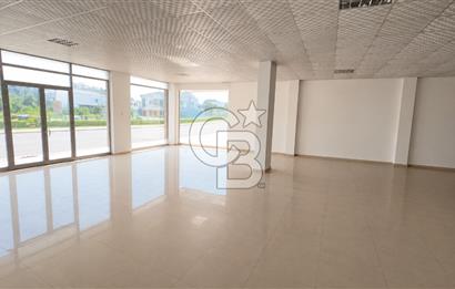 TABELA DEĞERİ YÜKSEK CADDE ÜZERİNDE SATILIK 700 M2 DÜKKAN