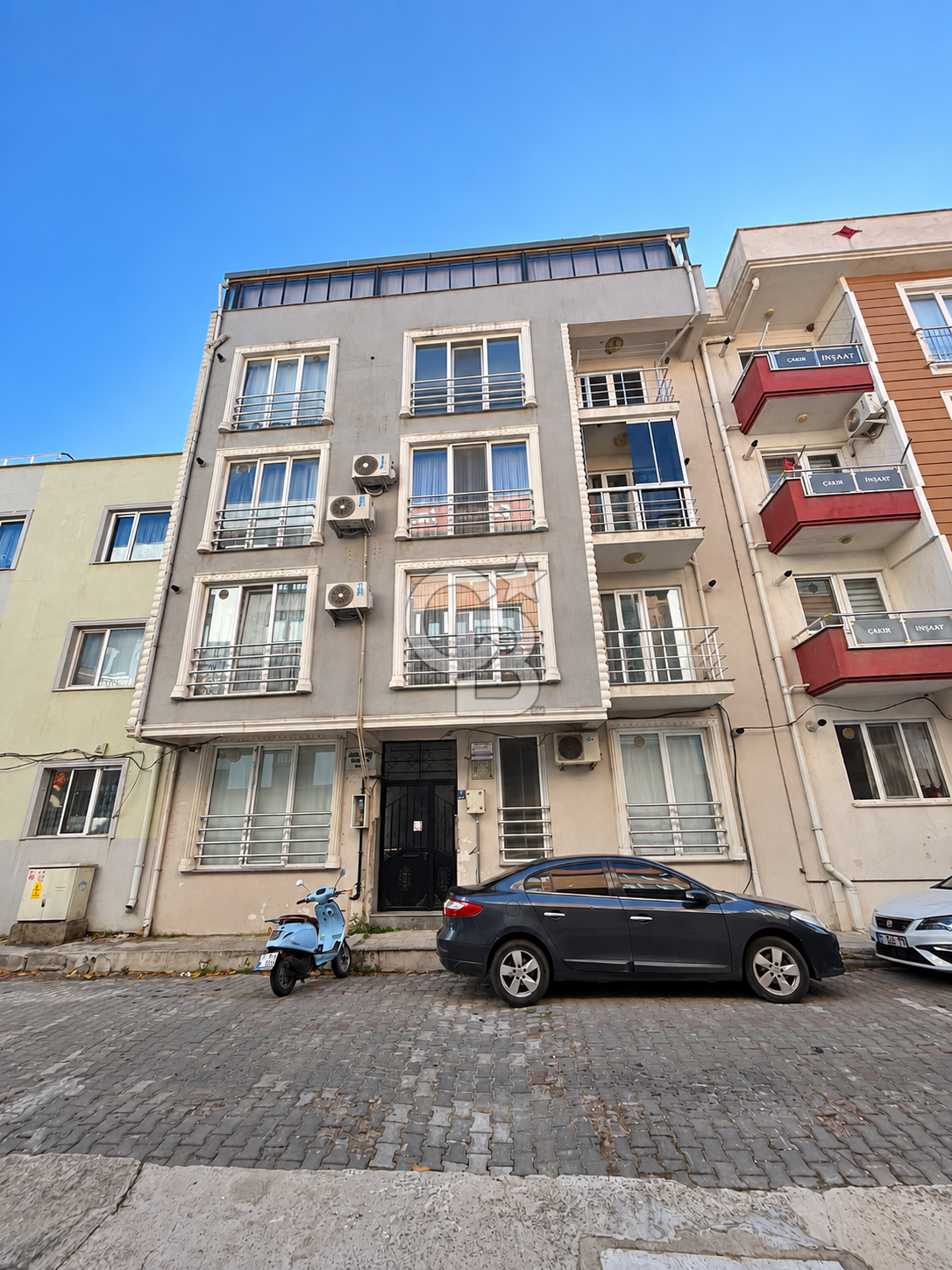 ÇANAKKALE MERKEZ MEGA BEACH’E YÜRÜME MESAFESİNDE 2+1 SATILIK DAİRE