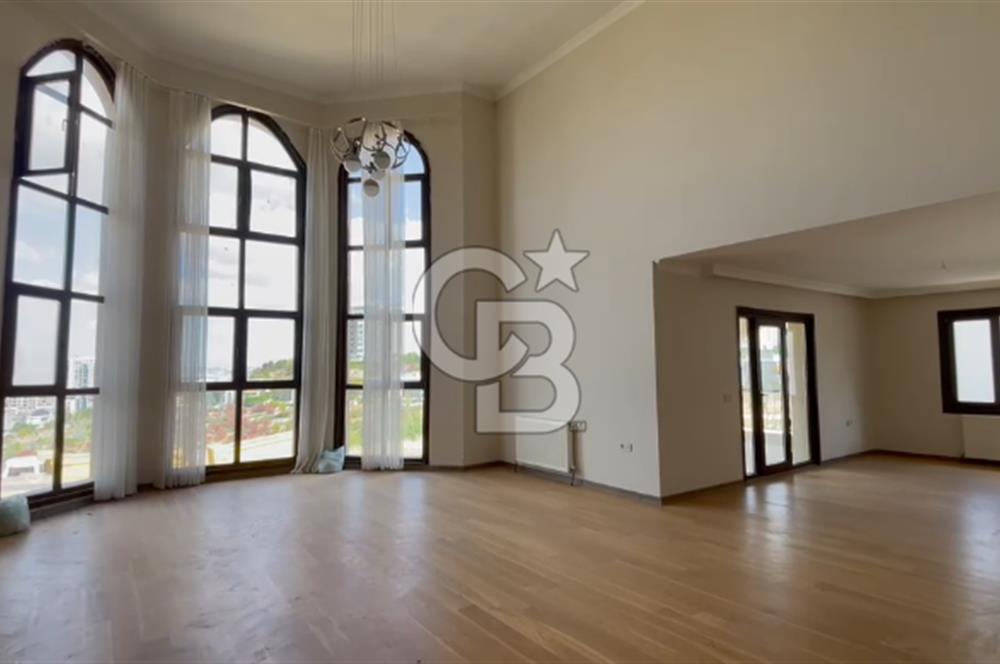 Mutlukent Mavi Ladin Sitesinde 620 m² 5+2 Muhteşem villa