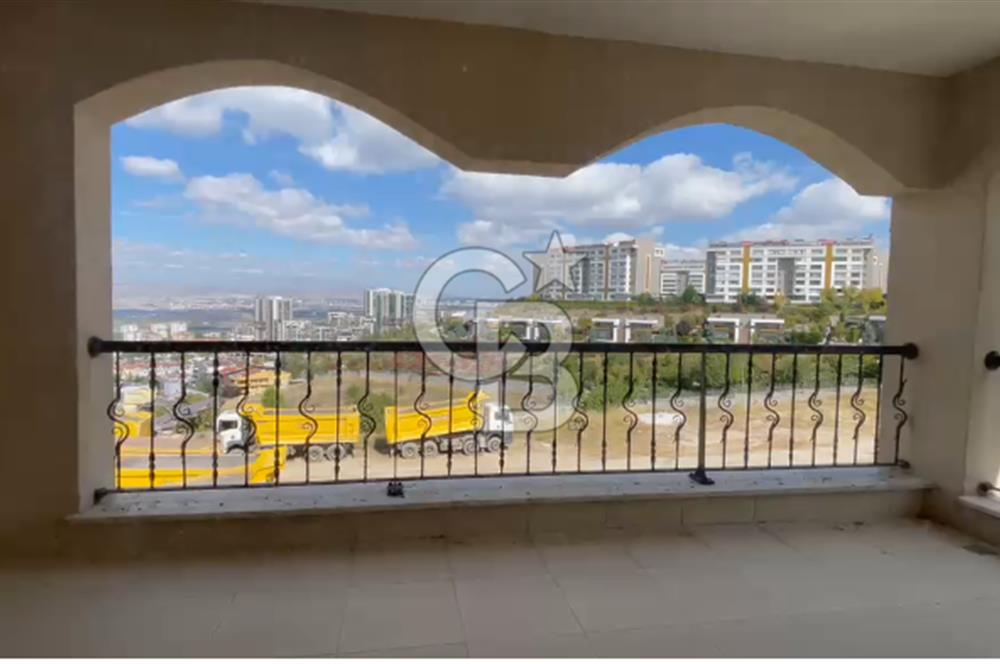 Mutlukent Mavi Ladin Sitesinde 620 m² 5+2 Muhteşem villa