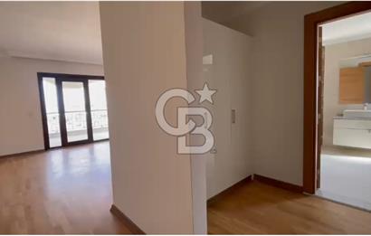 Mutlukent Mavi Ladin Sitesinde 620 m² 5+2 Muhteşem villa