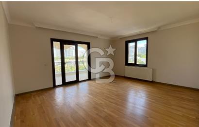 Mutlukent Mavi Ladin Sitesinde 620 m² 5+2 Muhteşem villa