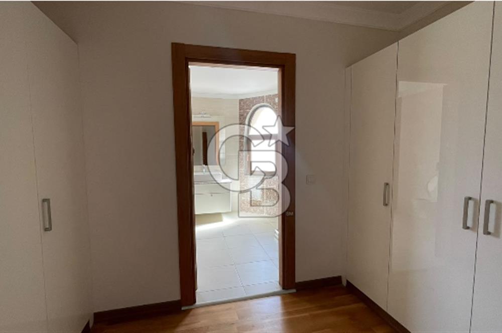Mutlukent Mavi Ladin Sitesinde 620 m² 5+2 Muhteşem villa