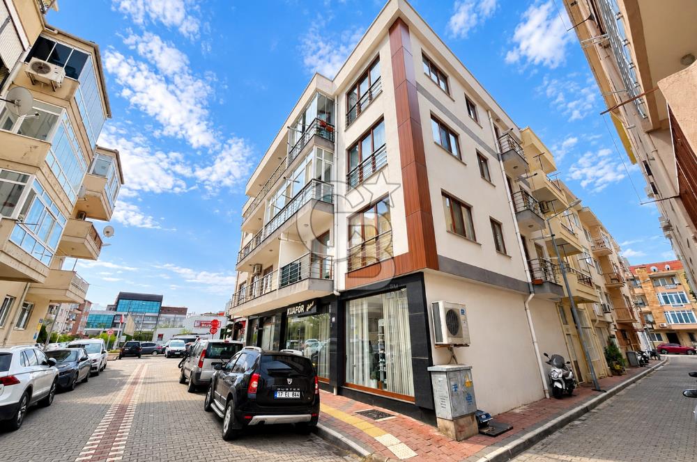 ÇANAKKALE KORDONDA DENİZE BİRKAÇ ADIM MESAFEDE SATILIK 1+1 DAİRE