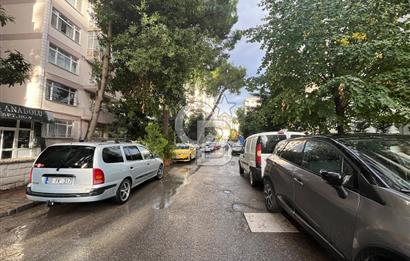 Erenköy Şevki Özengin Sokakta yeni binada 2+1 Kiralık boş daire 