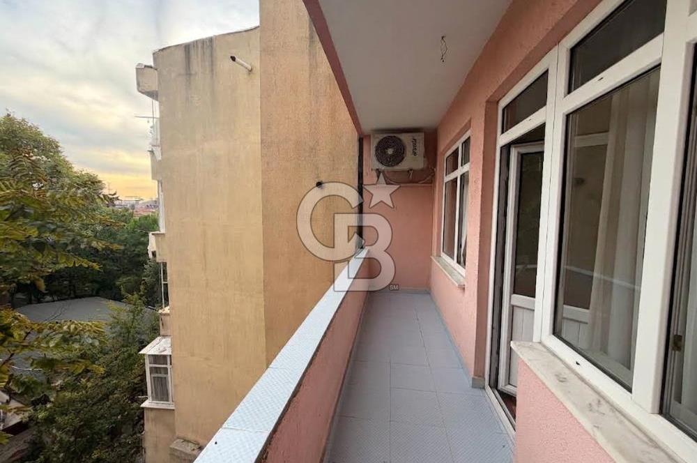 Kocamustafapaşa Silivrikapı Mahallesi’nde 2. Katta Satılık 2+1 Daire