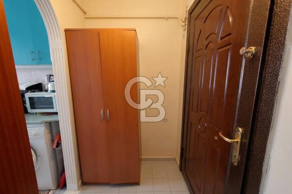 Kocamustafapaşa Silivrikapı Mahallesi’nde 2. Katta Satılık 2+1 Daire