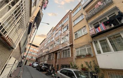 Kocamustafapaşa Silivrikapı Mahallesi’nde 2. Katta Satılık 2+1 Daire