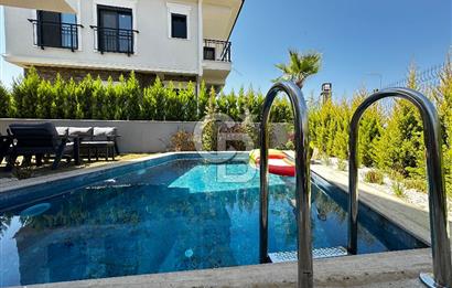 Kuşadası Davutlar’da Havuzlu 4+1 Satılık Lüks Villa 