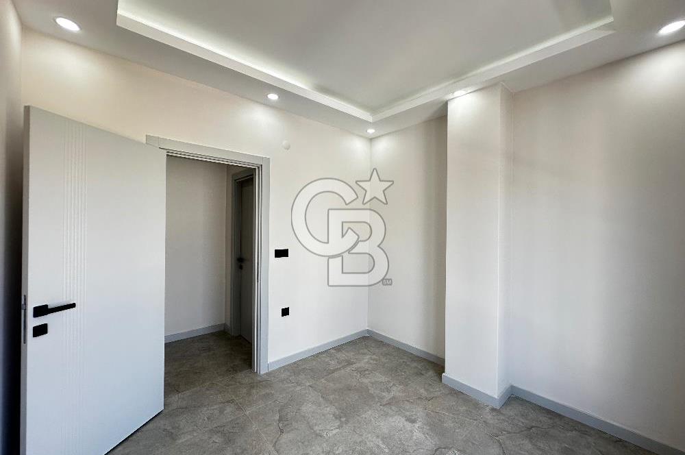 Kuşadası Davutlar’da Havuzlu 4+1 Satılık Lüks Villa 