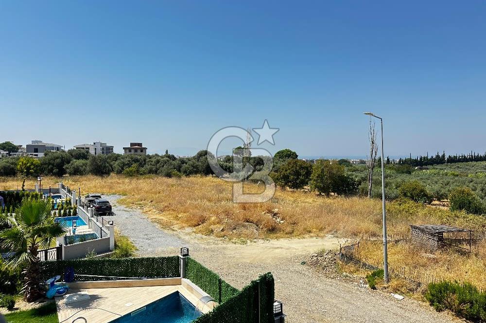 Kuşadası Davutlar’da Havuzlu 4+1 Satılık Lüks Villa 