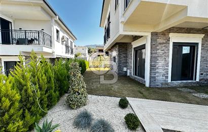 Kuşadası Davutlar’da Havuzlu 4+1 Satılık Lüks Villa 