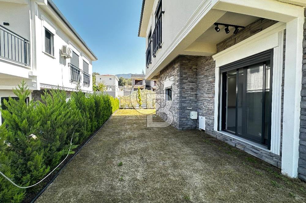 Kuşadası Davutlar’da Havuzlu 4+1 Satılık Lüks Villa 