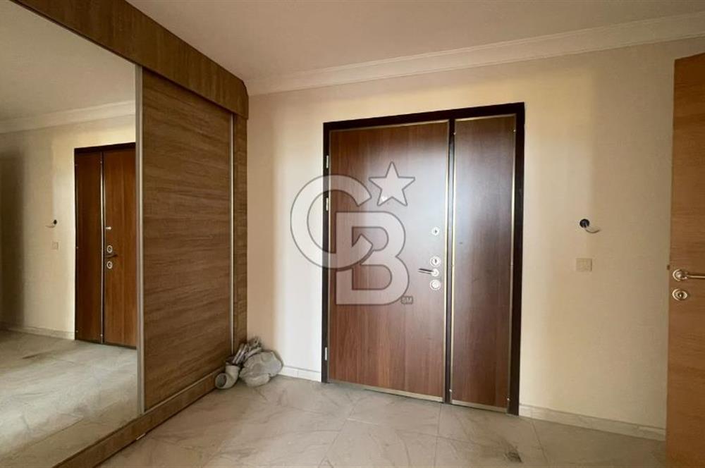 Mutlukent Mavi Ladin Sitesinde 620 m² 5+2 Muhteşem villa