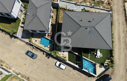Kuşadası Davutlar’da Havuzlu 4+1 Satılık Lüks Villa 