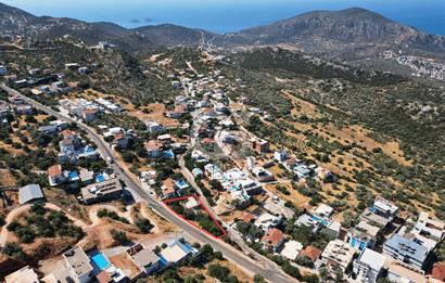 Kaş Bezirgan Villalar Bölgesinde Ana Yola Cepheli