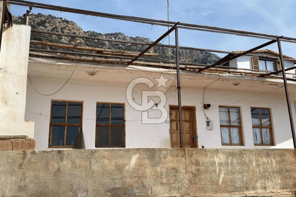 Kaş Bezirgan Villalar Bölgesinde Ana Yola Cepheli