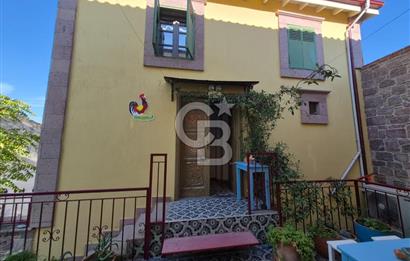 Küçükköy’de Taş Mimarili 6 Oda Kapasiteli Satılık Butik Otel
