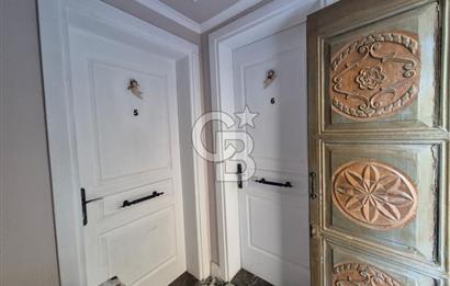 Küçükköy’de Taş Mimarili 6 Oda Kapasiteli Satılık Butik Otel