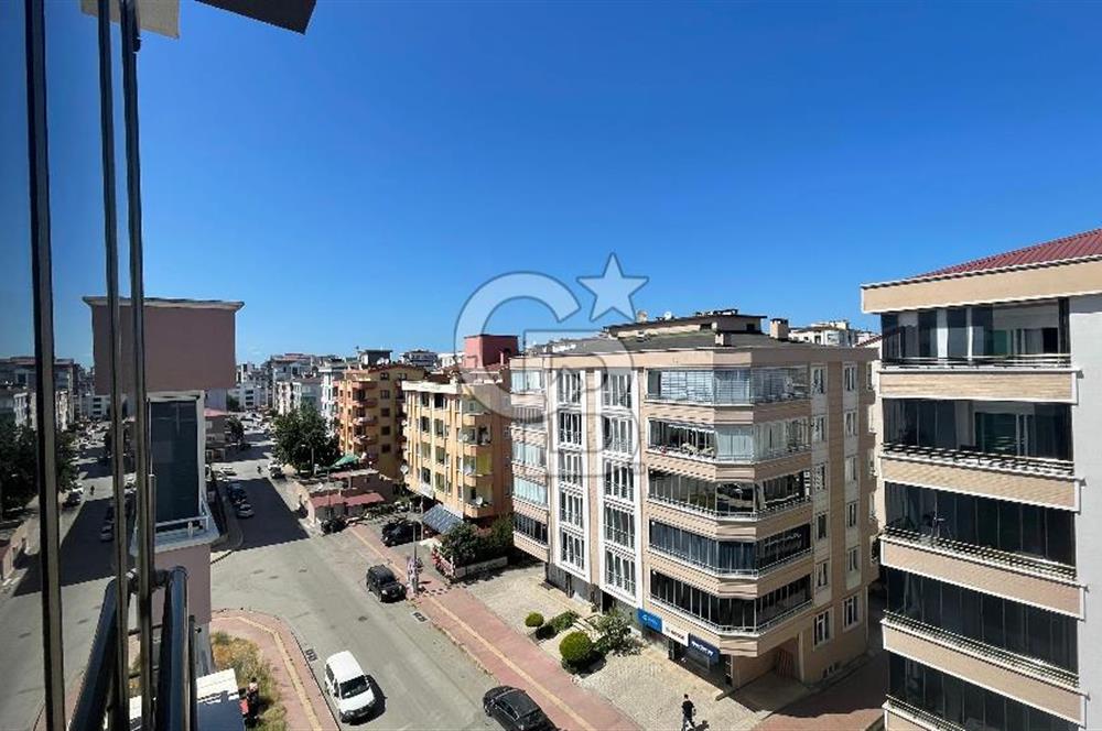 Atakent Tramvay Durağına 300 mt. Full Eşyalı Kiralık 1+1 Daire