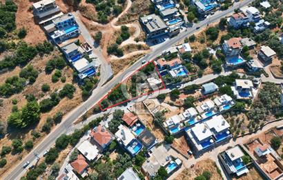 Kaş Bezirgan Villalar Bölgesinde Ana Yola Cepheli