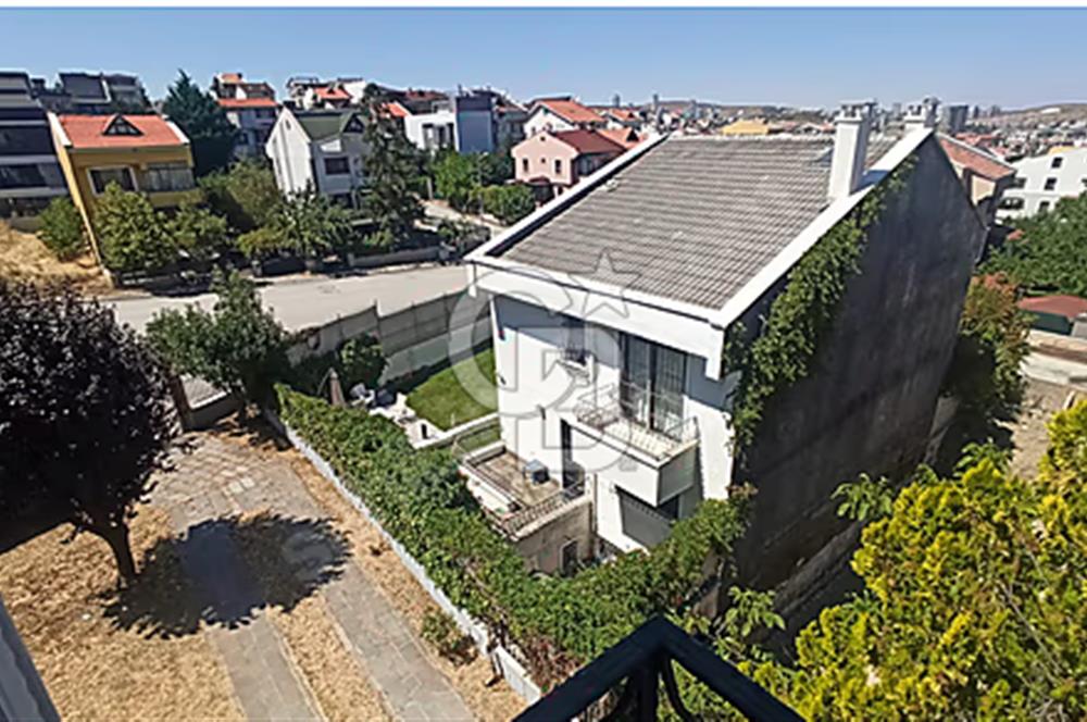 İLKO'DA KÖŞE PARSEL, ÇİFT GİRiŞLİ BAĞIMSIZ TİCARİ VİLLA