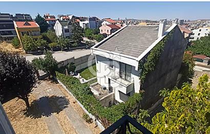 İLKO'DA KÖŞE PARSEL, ÇİFT GİRiŞLİ BAĞIMSIZ TİCARİ VİLLA