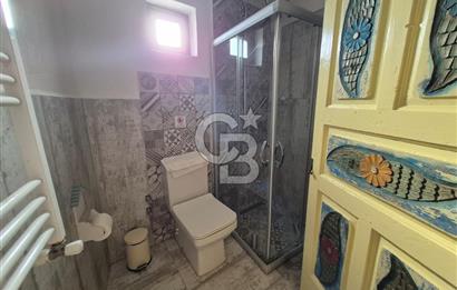 Küçükköy’de Taş Mimarili 6 Oda Kapasiteli Satılık Butik Otel