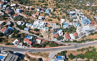 Kaş Bezirgan Villalar Bölgesinde Ana Yola Cepheli