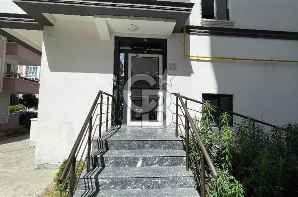 Atakent Tramvay Durağına 300 mt. Full Eşyalı Kiralık 1+1 Daire