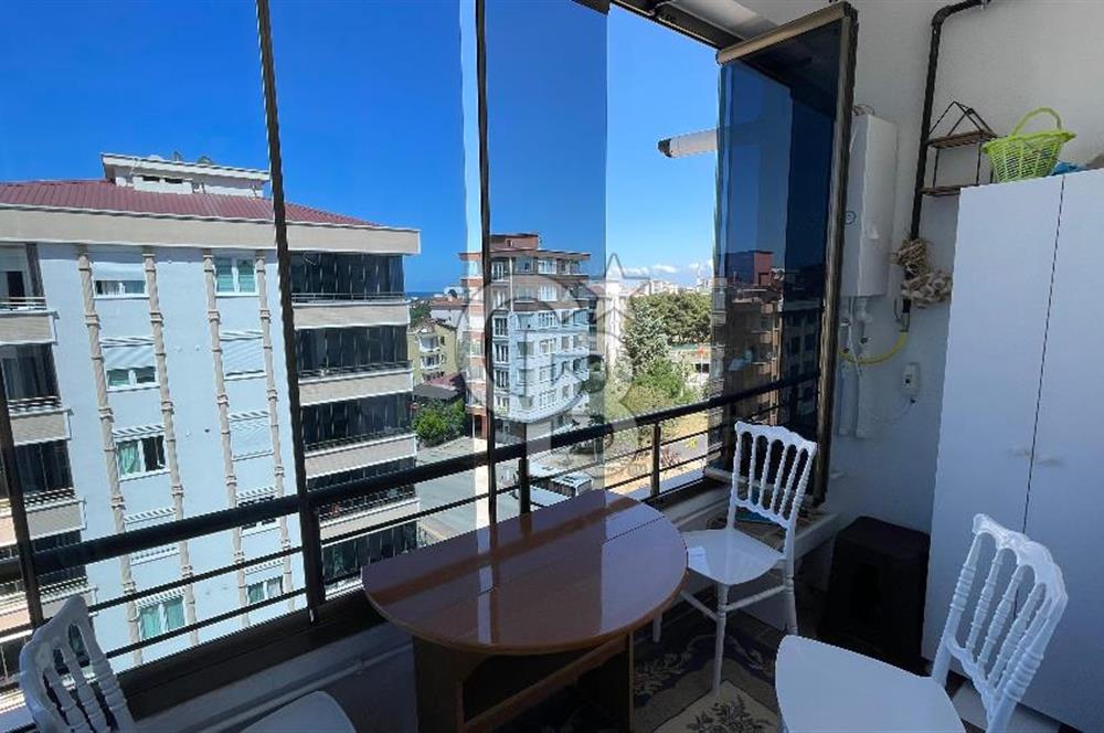 Atakent Tramvay Durağına 300 mt. Full Eşyalı Kiralık 1+1 Daire