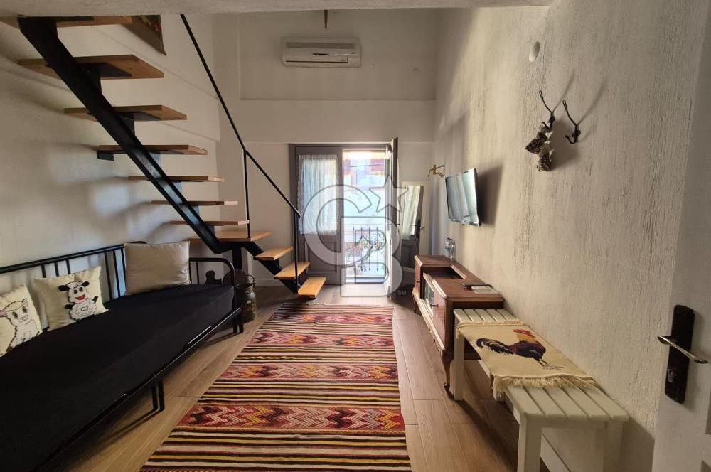Küçükköy’de Taş Mimarili 6 Oda Kapasiteli Satılık Butik Otel
